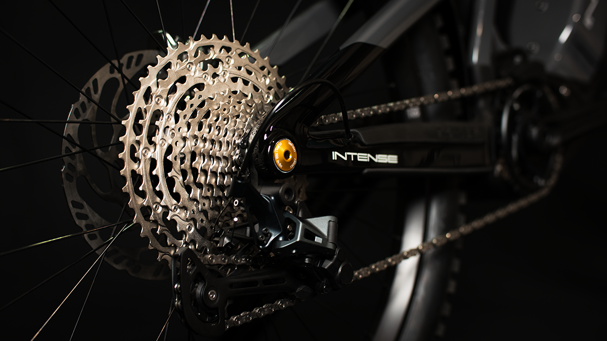 Tazer MX Carbon Ebike - Pro Build - Gray - L/XL