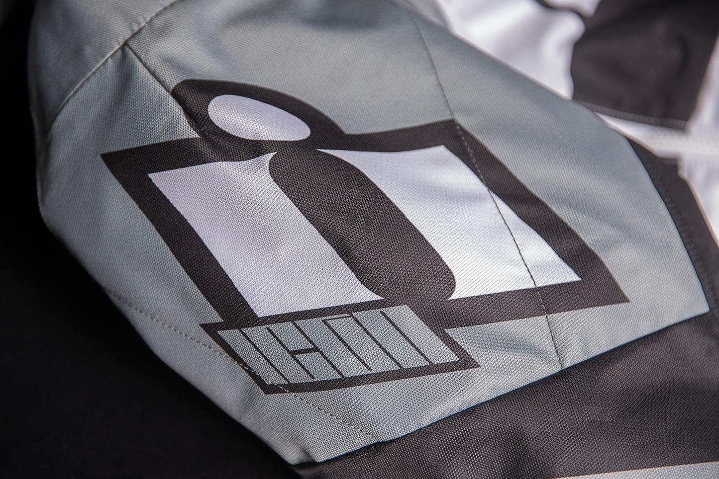 ICON Airform Retro Jacket -  Gray - Large 2820-5516
