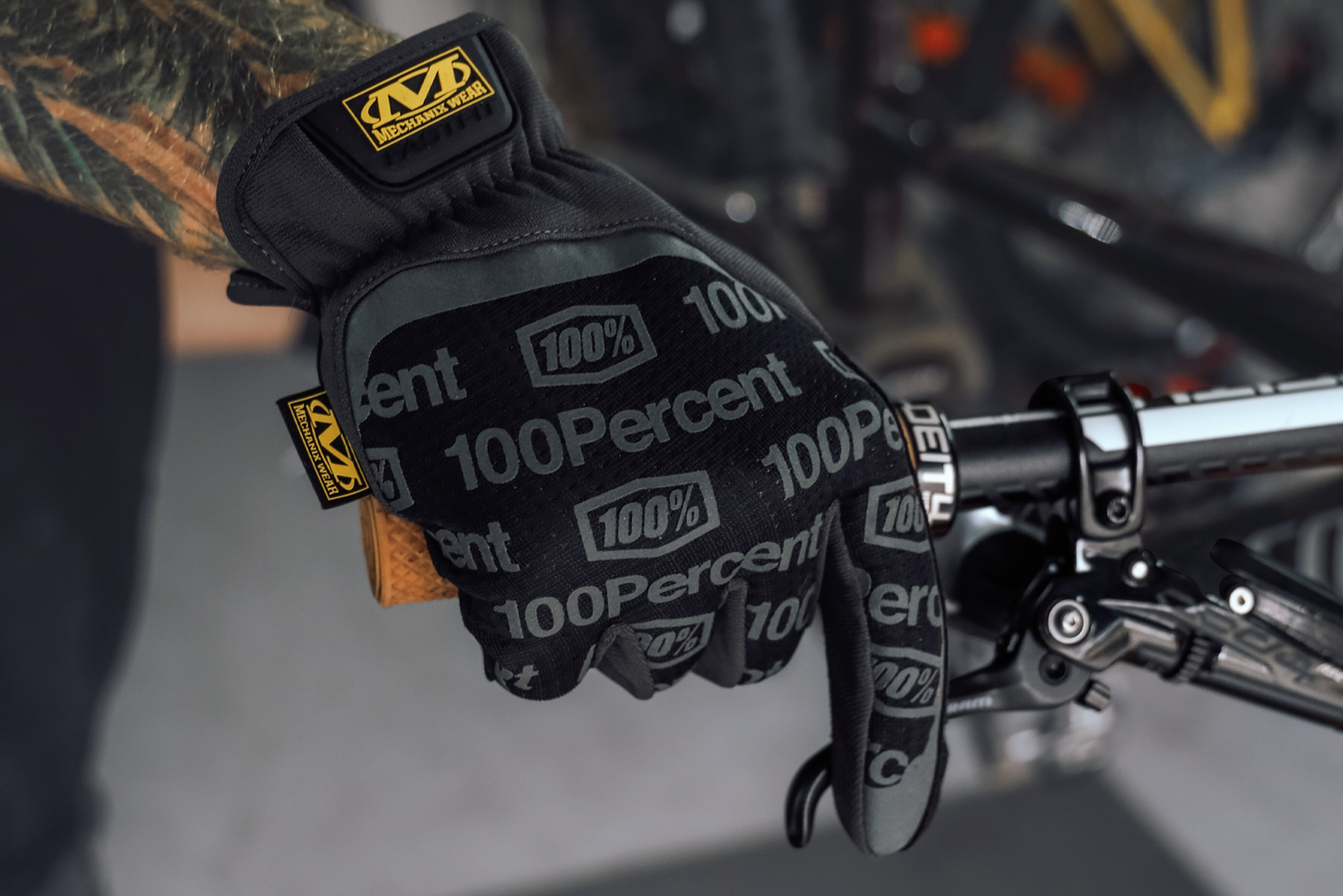 100% Fastfit? Gloves - Black - Medium 100-MFF-05-009