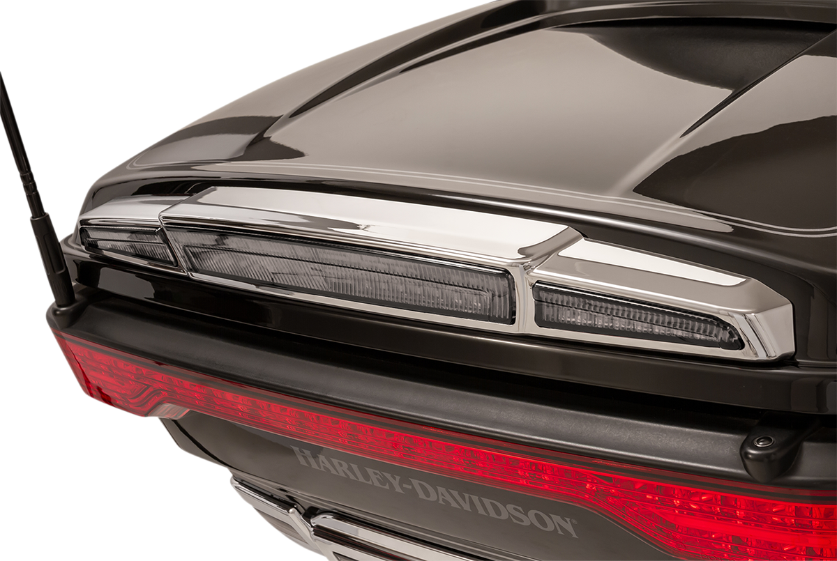 CIRO Trunk Light/Taillight - Chrome - Smoke 40104