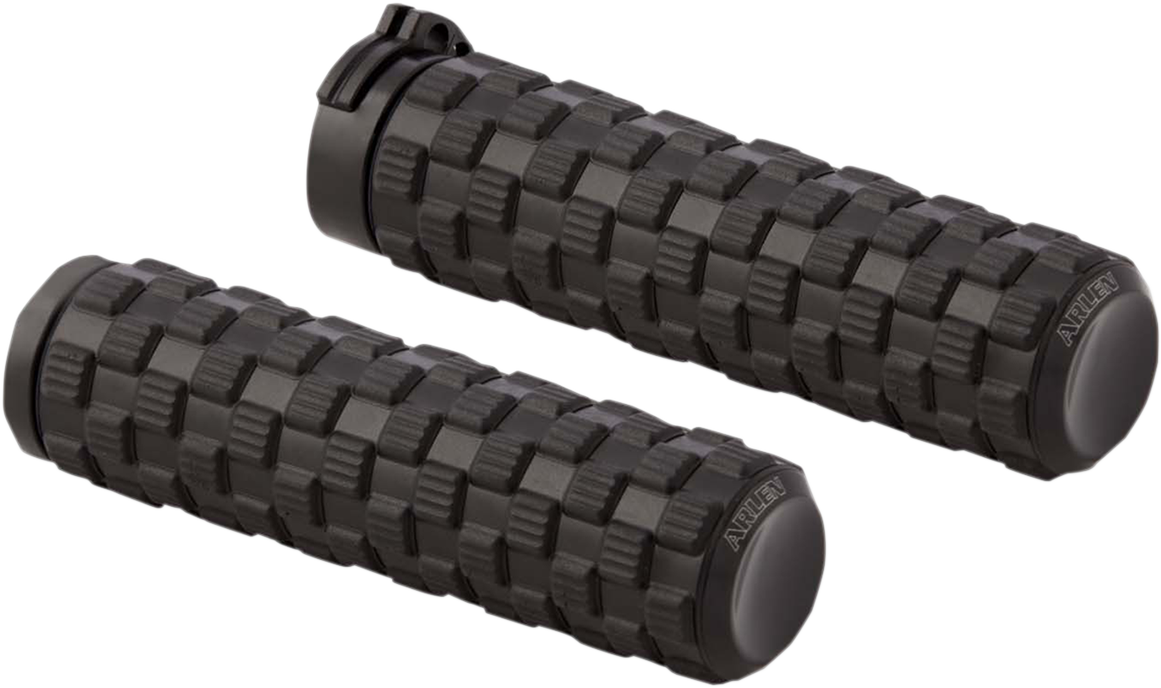 ARLEN NESS Grips - Air Trax - TBW - Black 07-352
